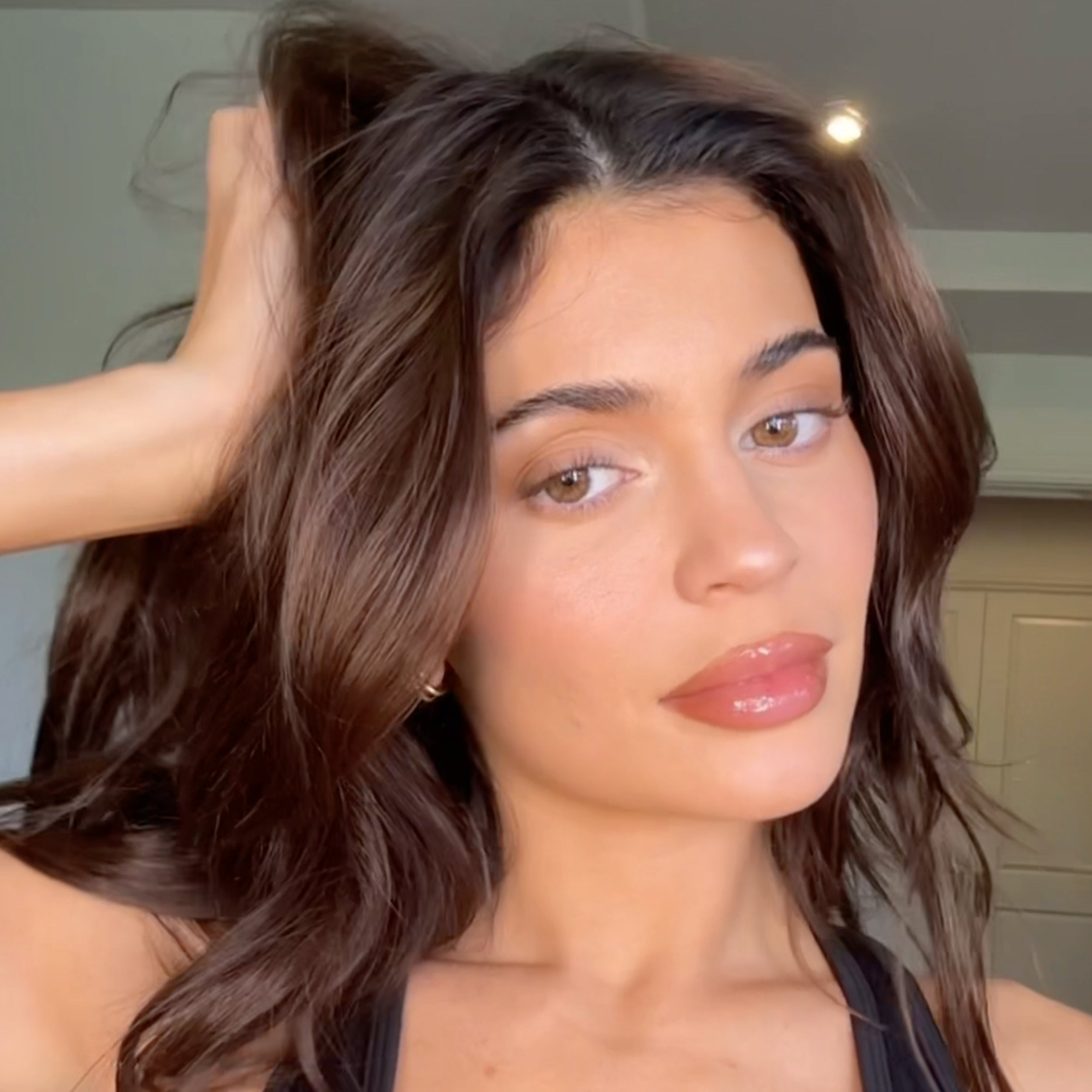 <Kylie's Bronzy Glam Look Bundle>|<KL016>